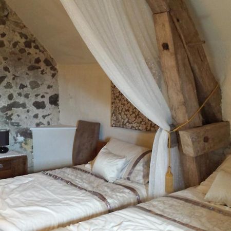 Le Petit Savriere B&B Tronget Екстериор снимка