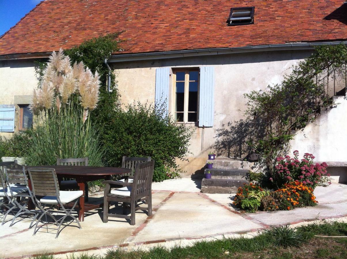 Le Petit Savriere B&B Tronget Екстериор снимка