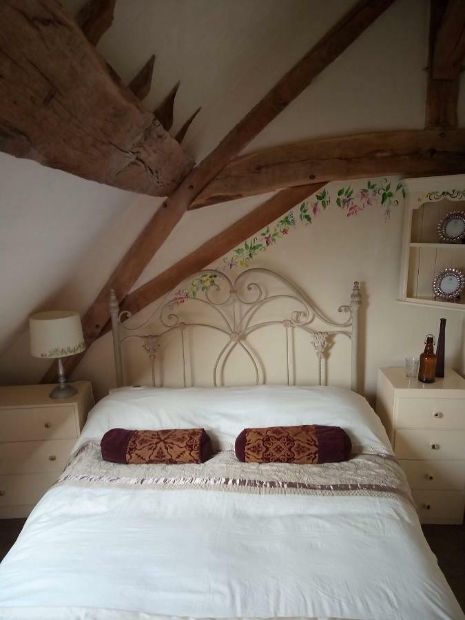 Le Petit Savriere B&B Tronget Екстериор снимка