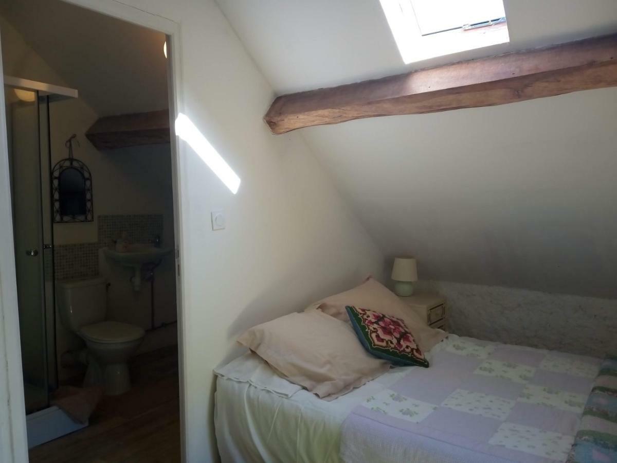 Le Petit Savriere B&B Tronget Екстериор снимка