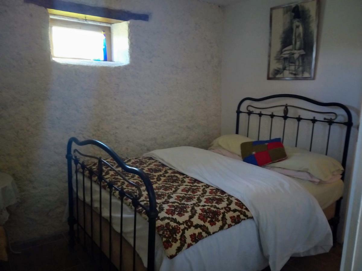 Le Petit Savriere B&B Tronget Екстериор снимка