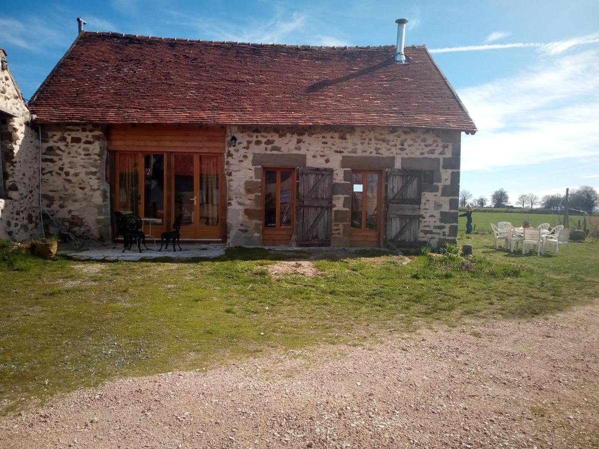 Le Petit Savriere B&B Tronget Екстериор снимка